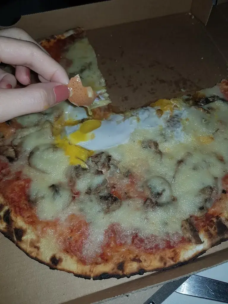 mathilde_Casti Pizza_Castillonnès_reseña