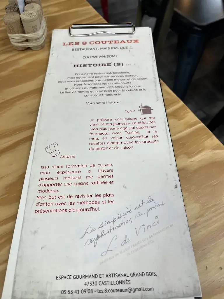 sand prd_Les 8 Couteaux_Castillonnès_review