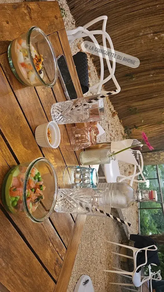 Nancy dorsone_EX Auberge du Rhône 