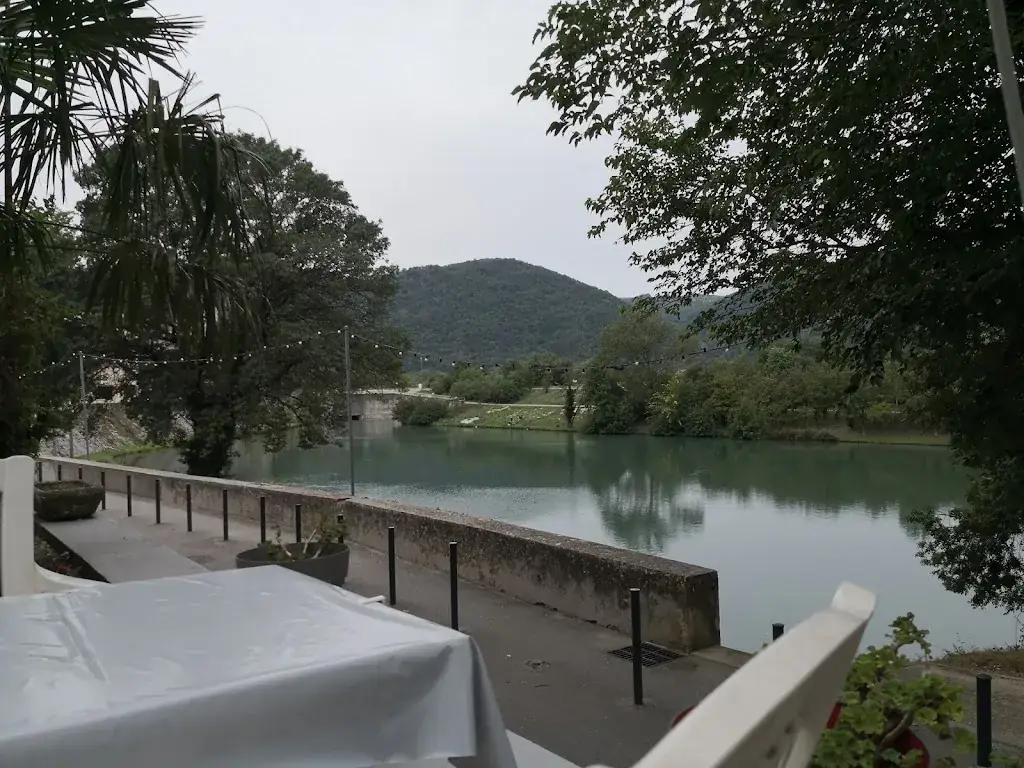 Brigitte Meunier_EX Auberge du Rhône 