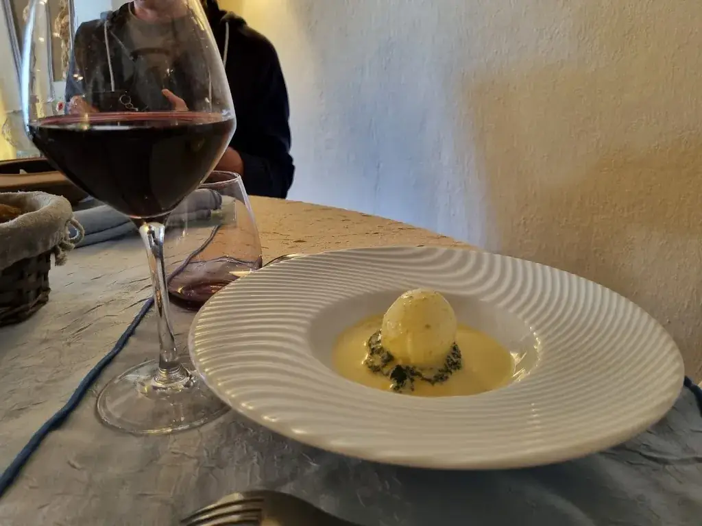 Menu_Restaurant Logis Le Chapeau Rouge_Lusignan_image_5