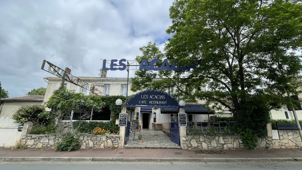 Les Acacias_Cénac_slider_image_3