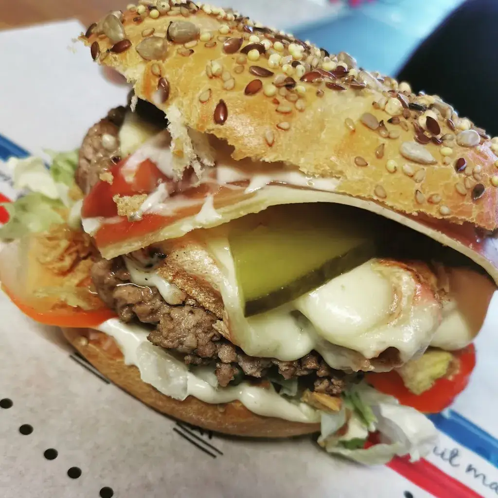 Kristruck_Cenon_slider_image_1