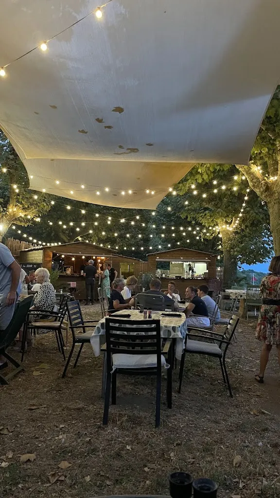 Louise Poux_Case'Ti Guinguette_Castillon-la-Bataille_review