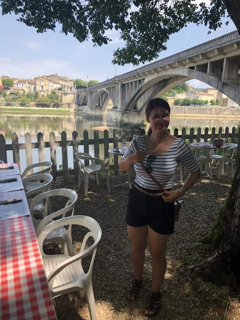 Alexis Routley_Restaurant Guinguette - La Plage_Mouliets-et-Villemartin_review