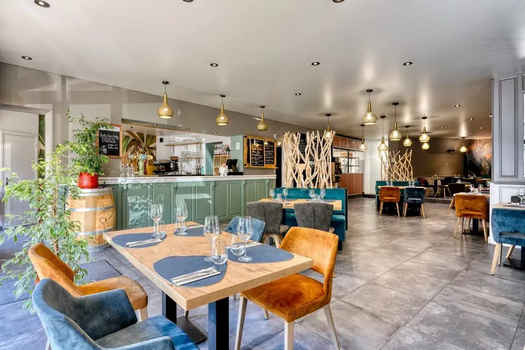 Castellum restaurant in Castillon-la-Bataille