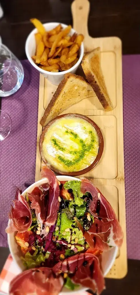 Menu_Manon's Fountain_Saint-Magne-de-Castillon_image_7