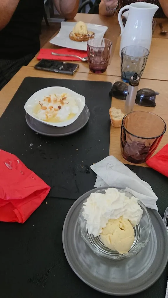 AFC castillon-la-bataille restaurant in Castillon-la-Bataille