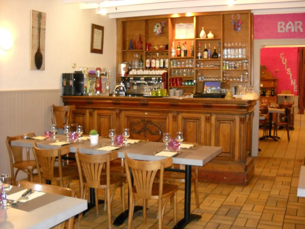 Restaurant Chez Sylvie By MALVINA_Pujols_slider_image_3