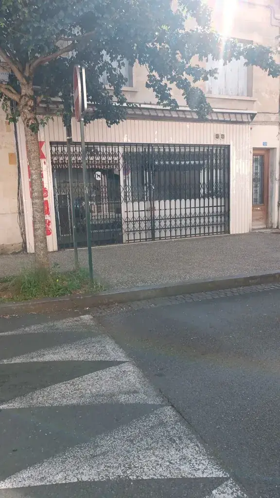 Casti kebab ristorante a Castillon-la-Bataille