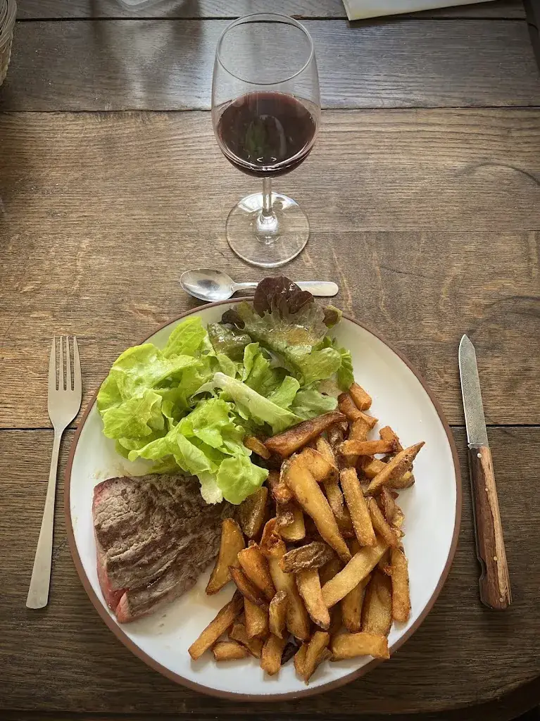 La Pointe à l'Os restaurant à Saint-Philippe-d'Aiguille