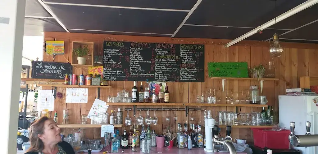 Nola France_Les Soeurs Guinguette_Sainte-Terre_recensione