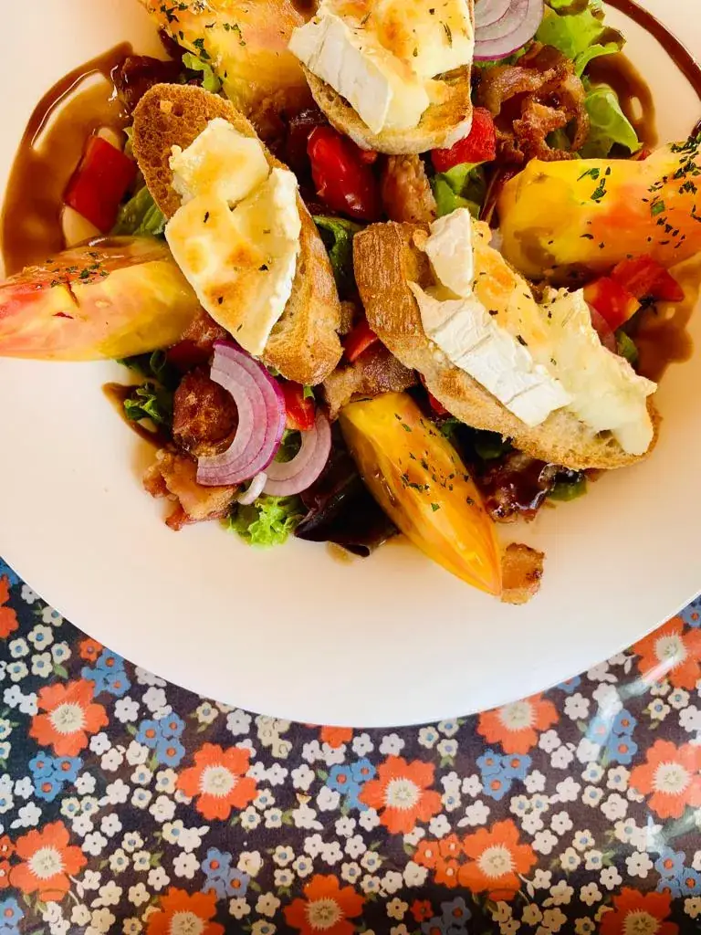 Les Soeurs Guinguette_Sainte-Terre_slider_image_3