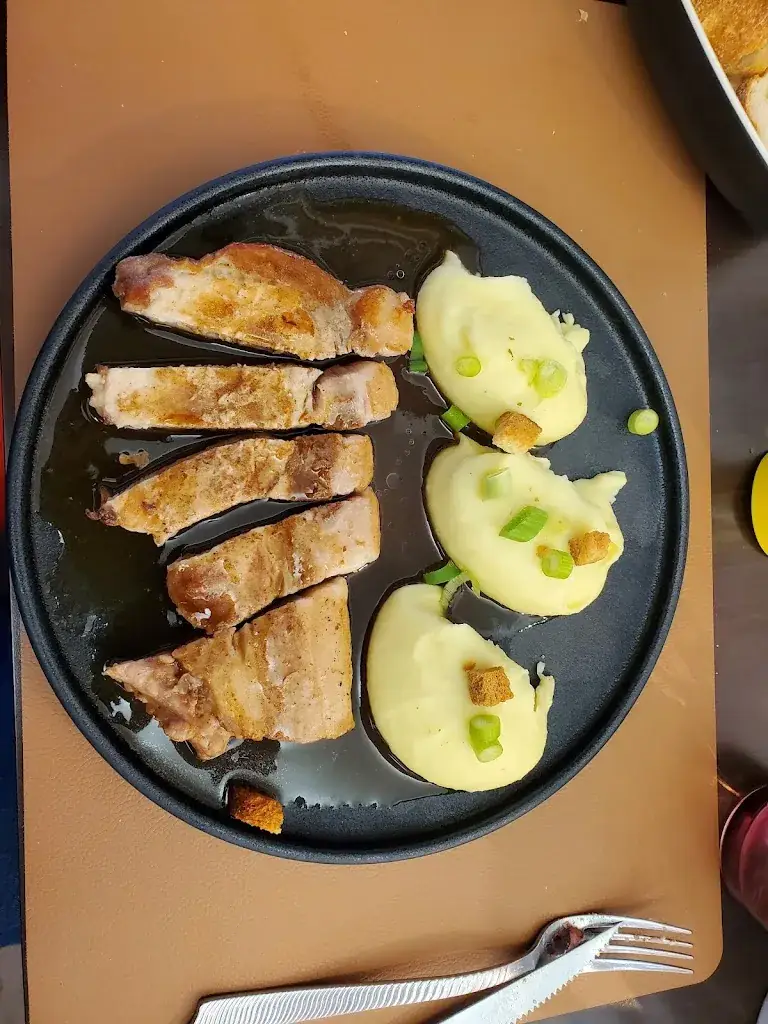 Michela Cantiello_La Brasserie du Centre_Castillon-la-Bataille_review