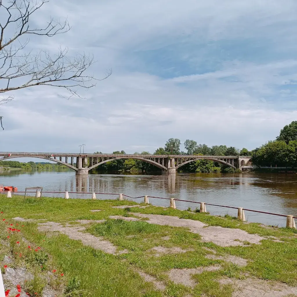 Marie-Noëlle Bouquet_Case'Ti BAR_Castillon-la-Bataille_recensione