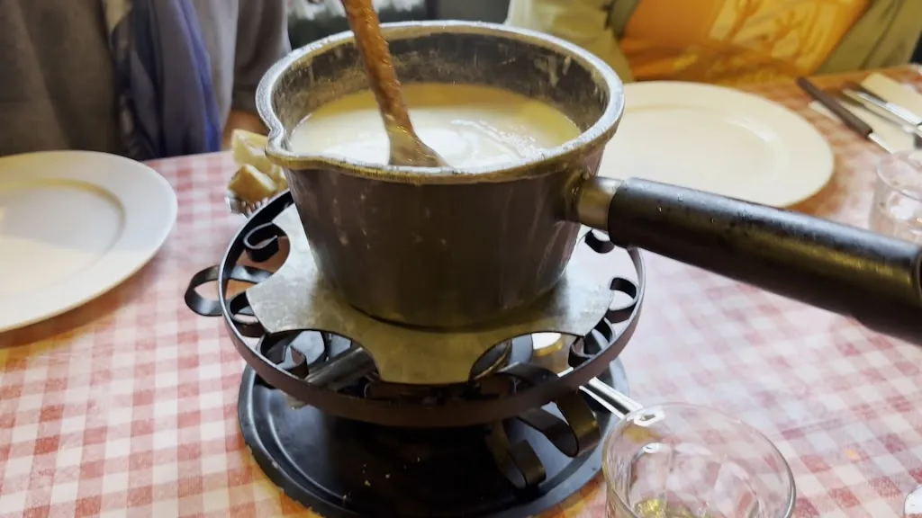 Ollie Wood_La Ferme à Dédé - Grenoble Gare_Grenoble_review