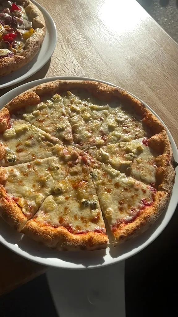 CASA DI ROMA_Cerizay_slider_image_2