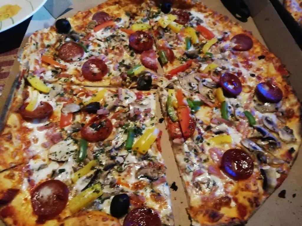 Ein jel Line_Le Kiosque A Pizza_Cerizay_review