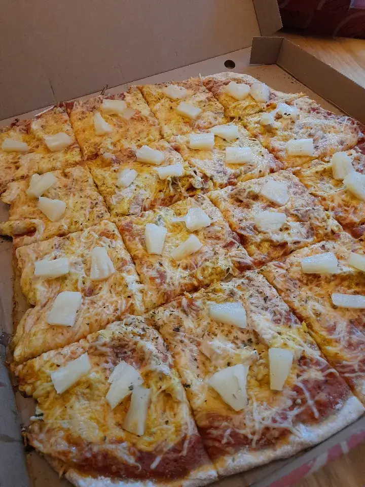 GUILLOU PIZZA_Cerizay_slider_image_2