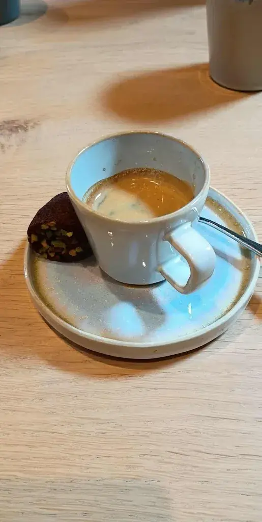 Andrew Wilson_Le Vieux Moulin_Chabanais_review