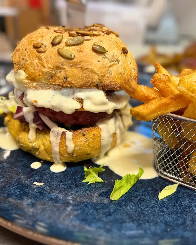 Hôtel Restaurant La Barrière_Chabanais_slider_image_2