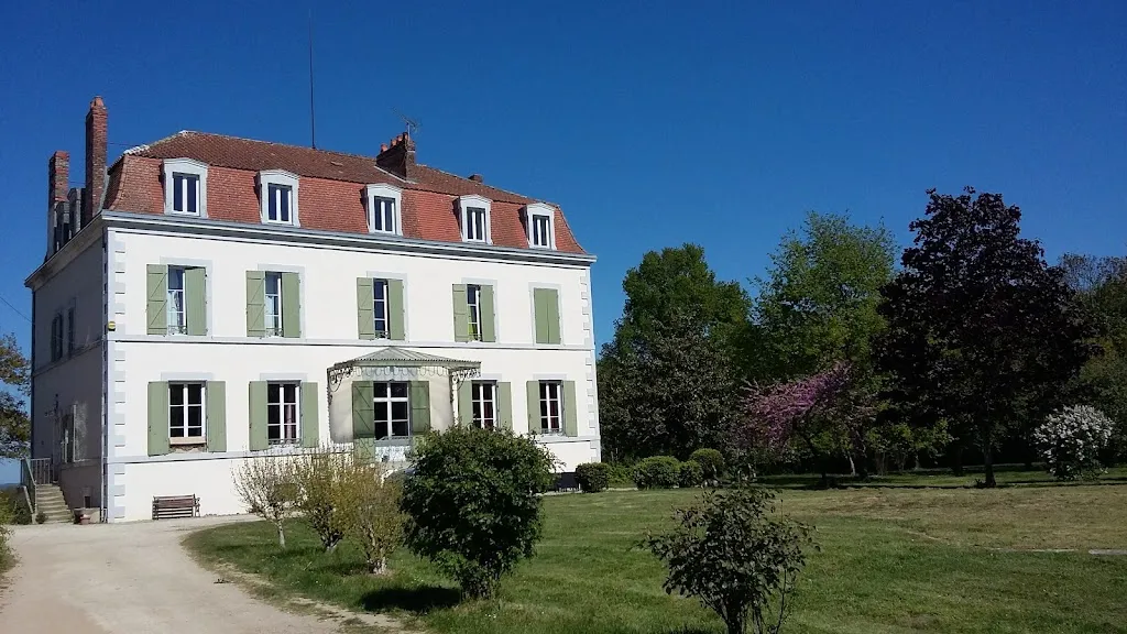 Domaine de Savignac restaurant in Chabanais