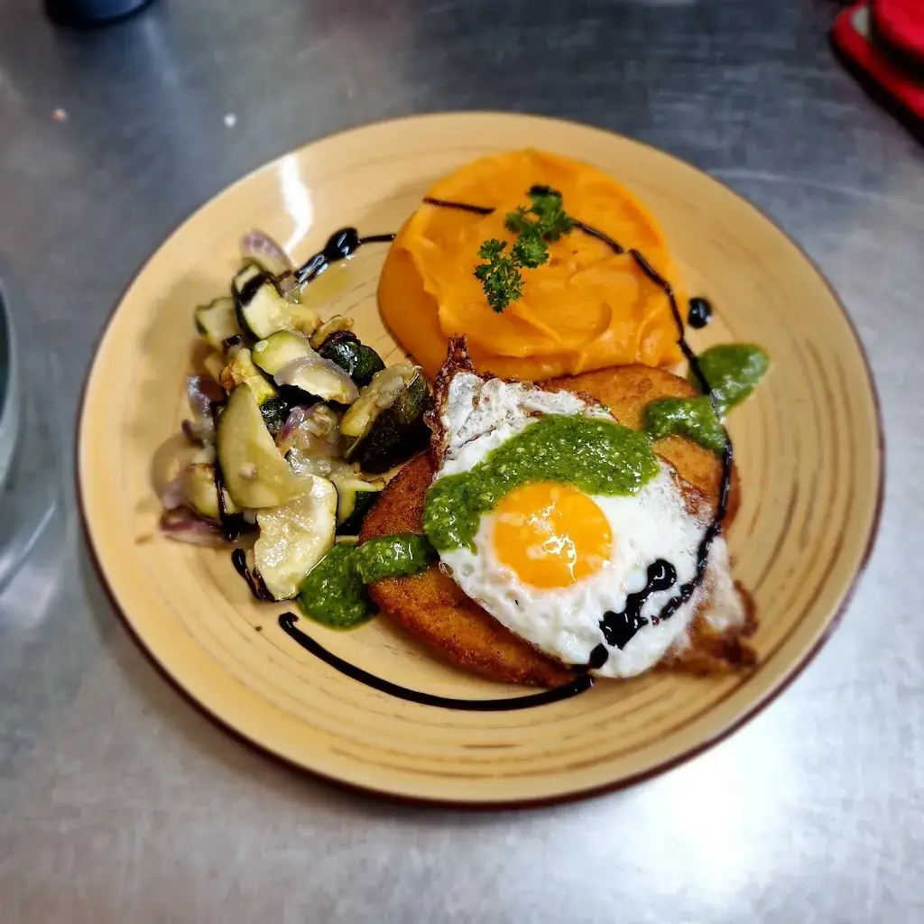 Café-restaurant du Téléphérique Chalais Sàrl_Chalais_slider_image_3