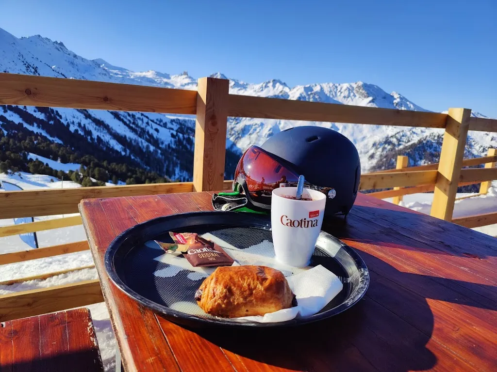 Restaurant du Crêt du Midi_Vercorin_slider_image_3