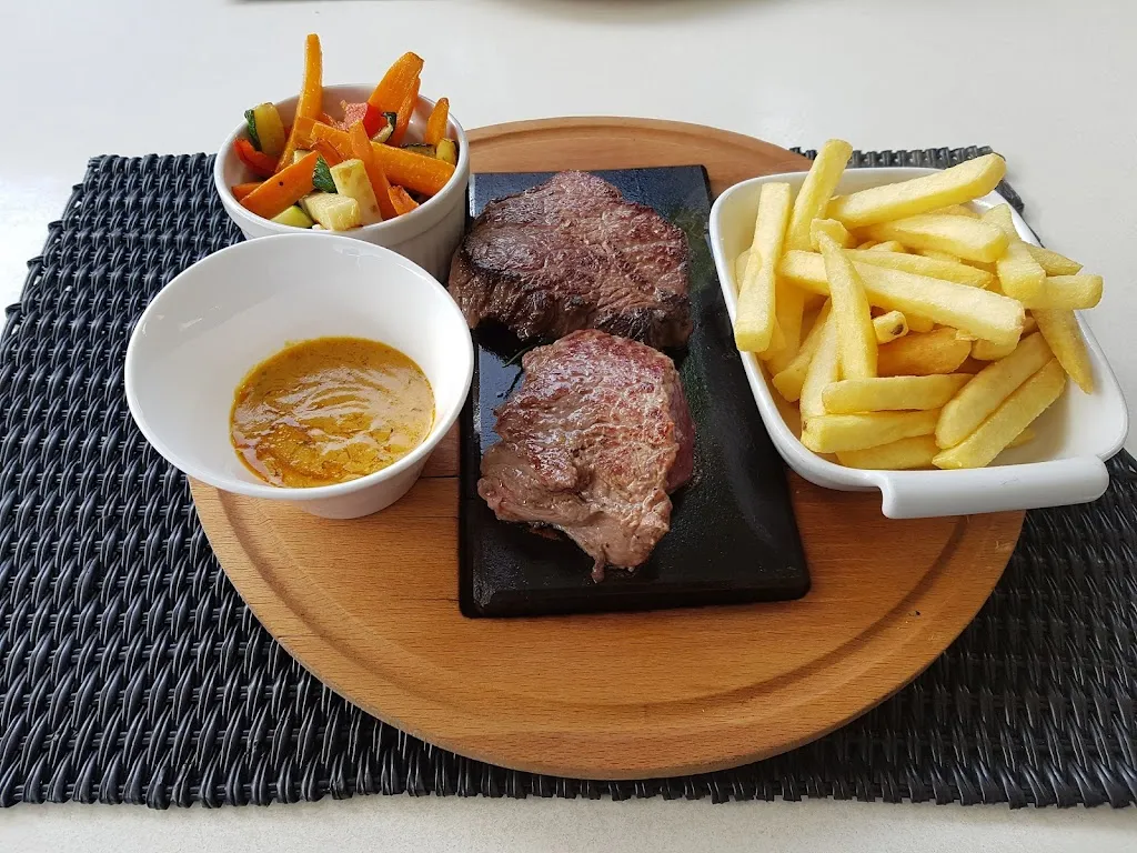 Raphaël Calvao_Restaurant Tennis-Club Sierre_Noës_review