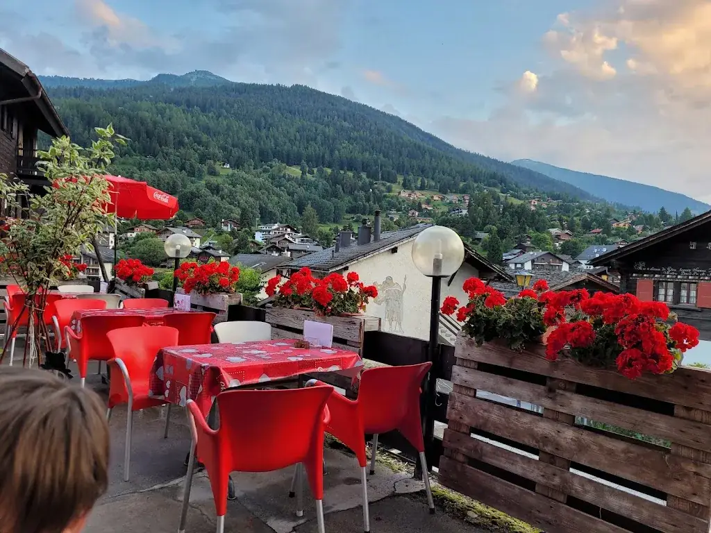 Restaurant La Bergère Restaurant in Vercorin