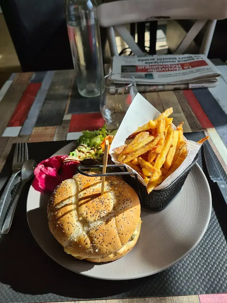 Sébastien Richard_Le Boeuf Couronné_Champdeniers_review