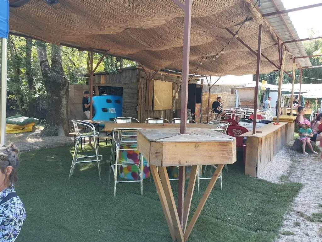 La Paillote de la baine à Roulette_Chaniers_slider_image_3