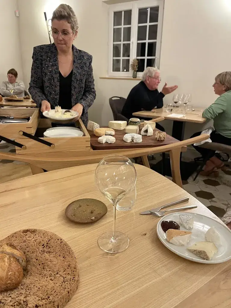 jon york_Le Dallaison Restaurant_Saintes_review