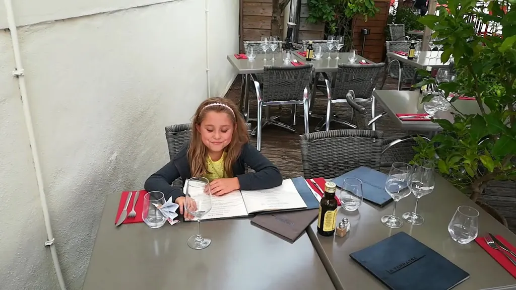 La Terrasse_Saintes_slider_image_2