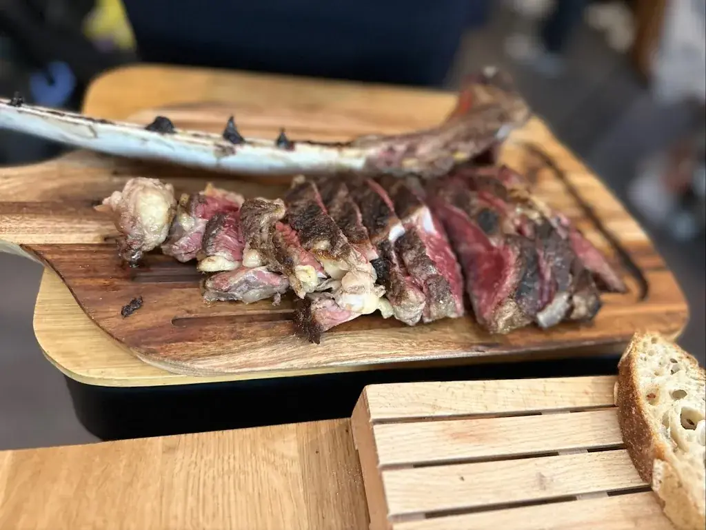 Raoul Maag_L'Insolite_Saintes_review