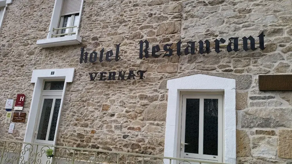 Logis Hôtel Restaurant Vernat restaurant in Favars