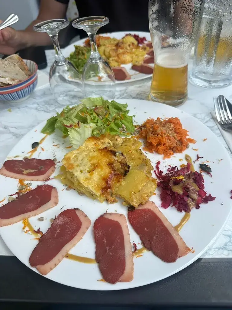 Harmony Du Monde_Gimel-les-Cascades_slider_image_2