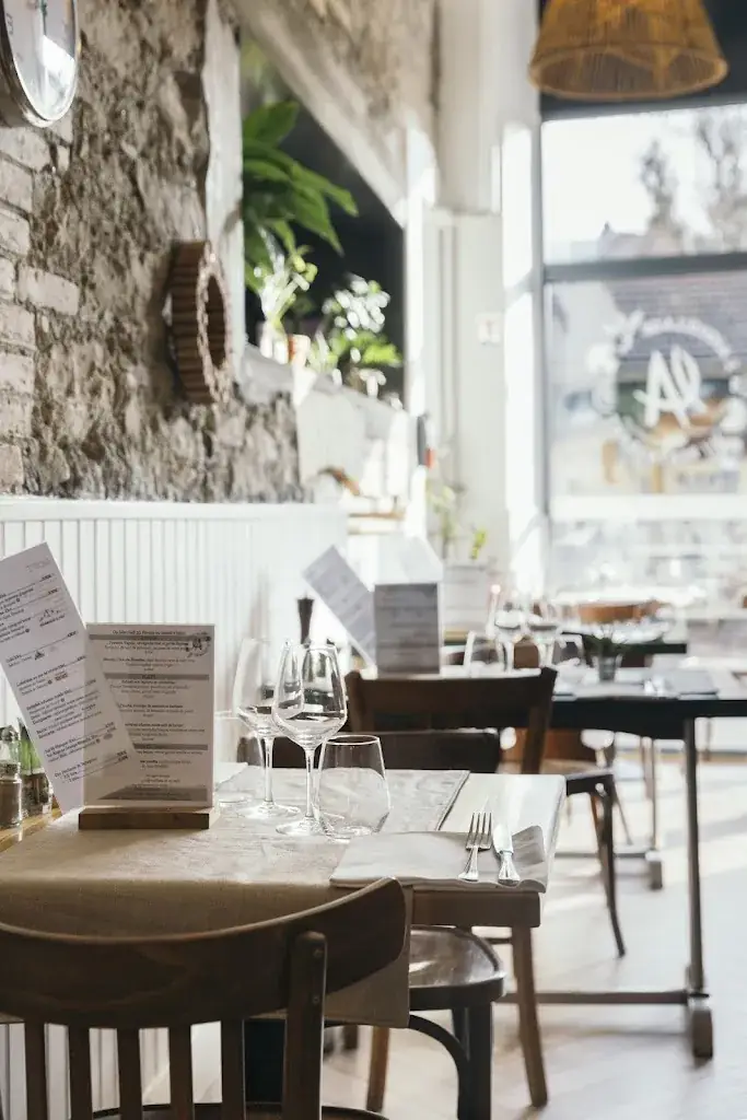 Restaurant L'Aiguillage_Grenoble_slider_image_1