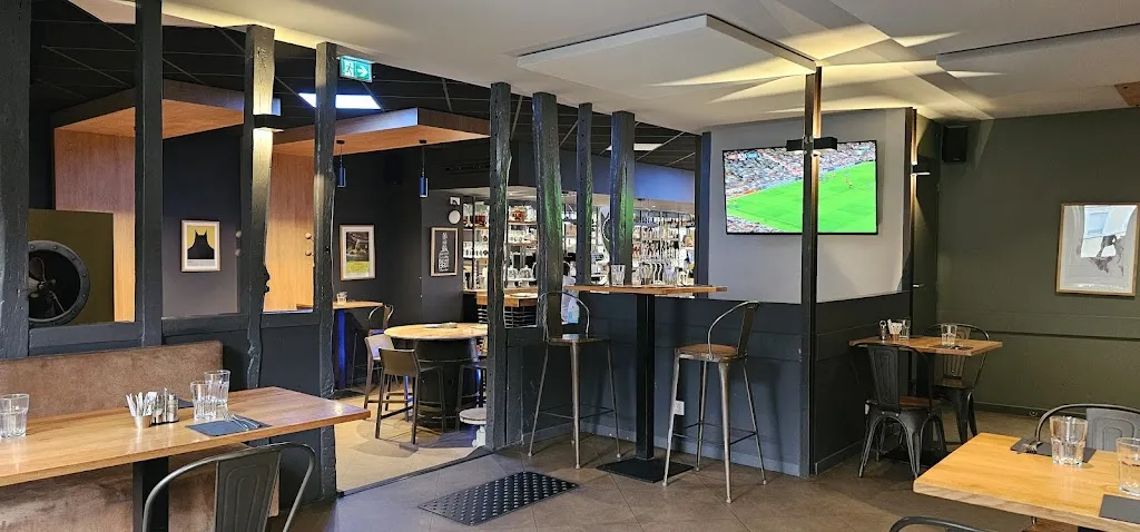 La Calèche_Tulle_slider_image_2