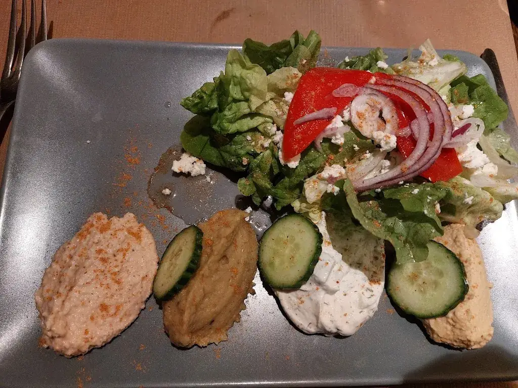 Restaurant Tchoutchoura_Grenoble_slider_image_3