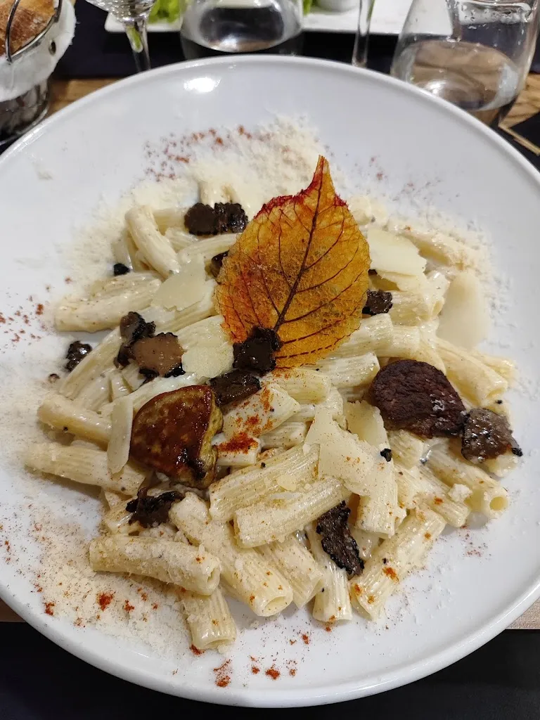 Anaïs Marcou_Le Vidago_Tulle_review