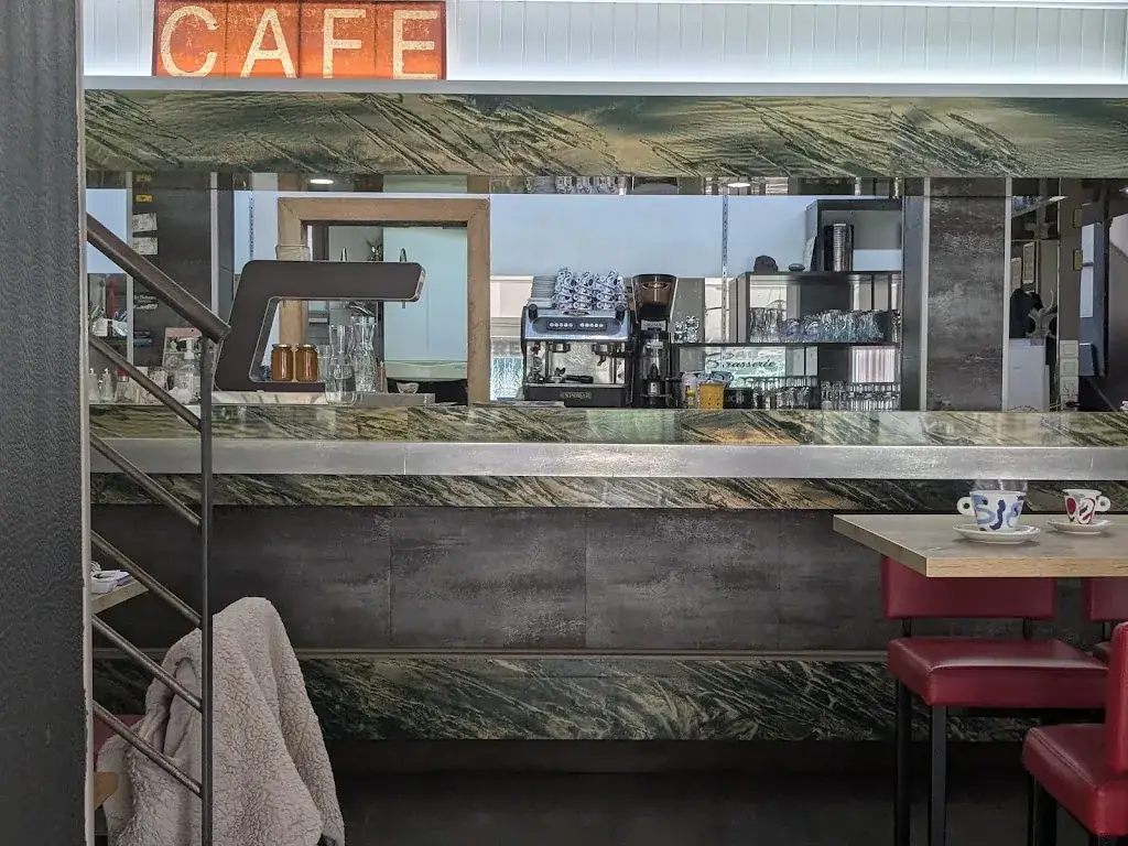 Le Pré soir_Tulle_slider_image_1