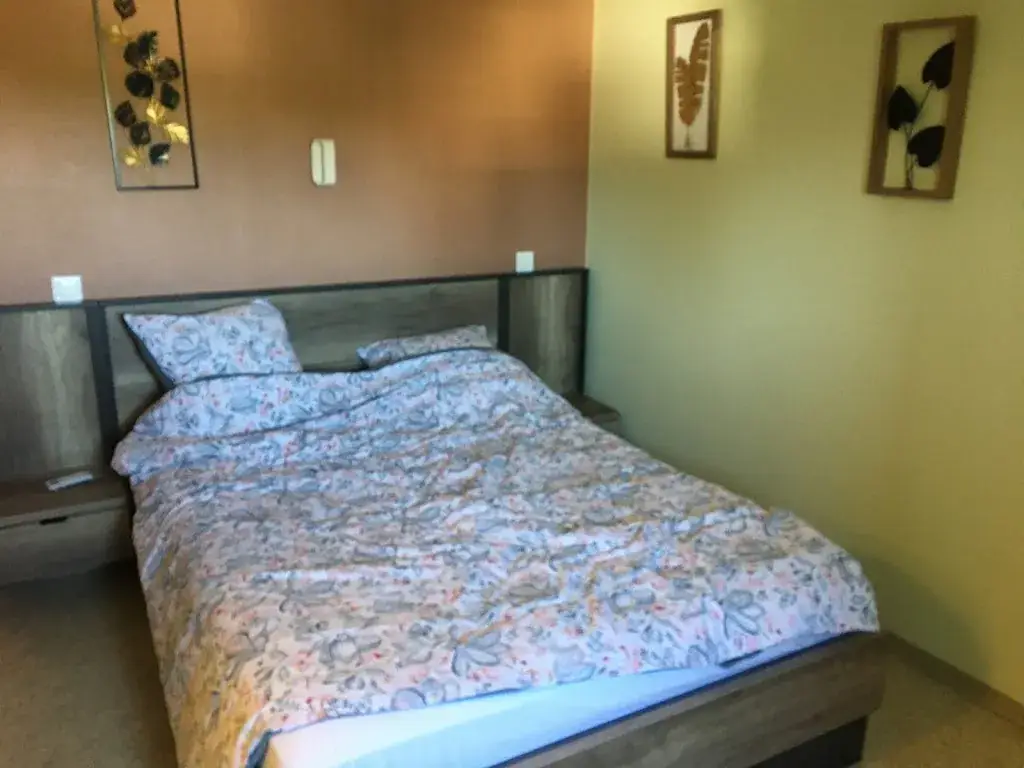 L'AUBERGE DES QUATRE ROUTES_Albussac_slider_image_2