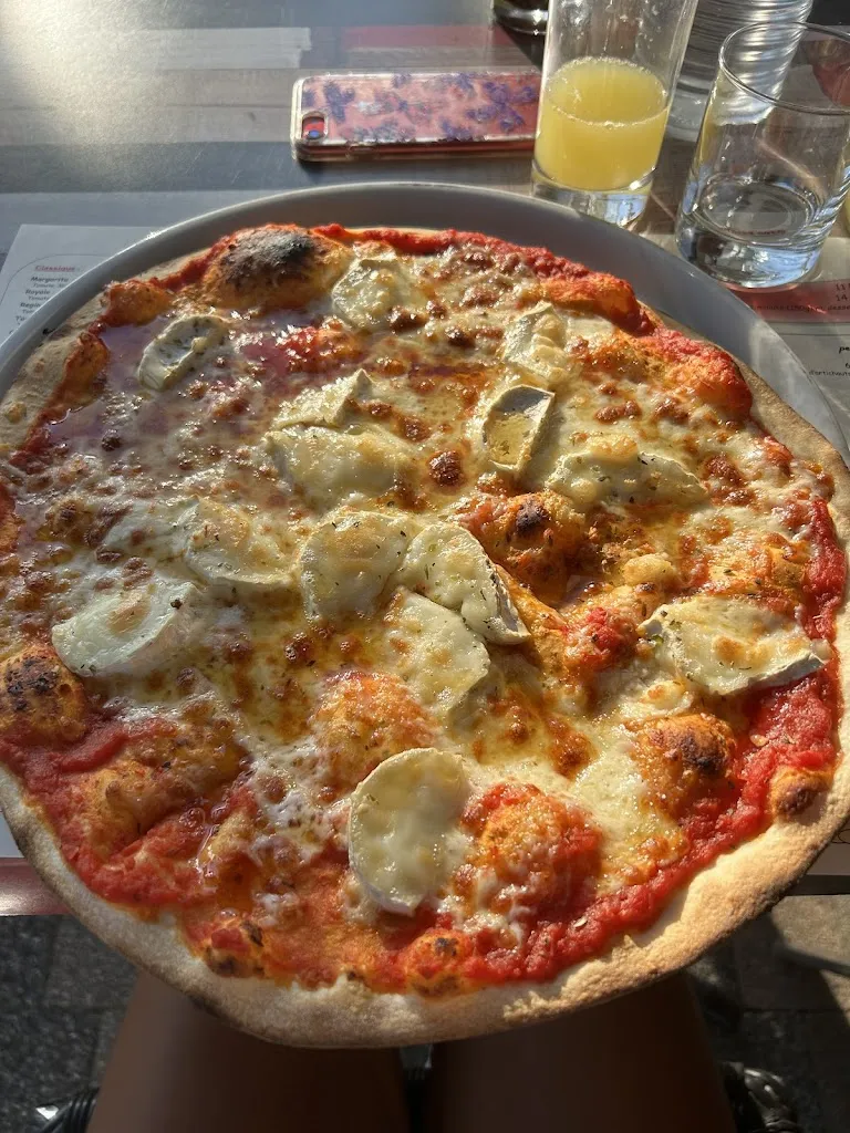 Nina Queyrie_Kpizz_Tulle_review