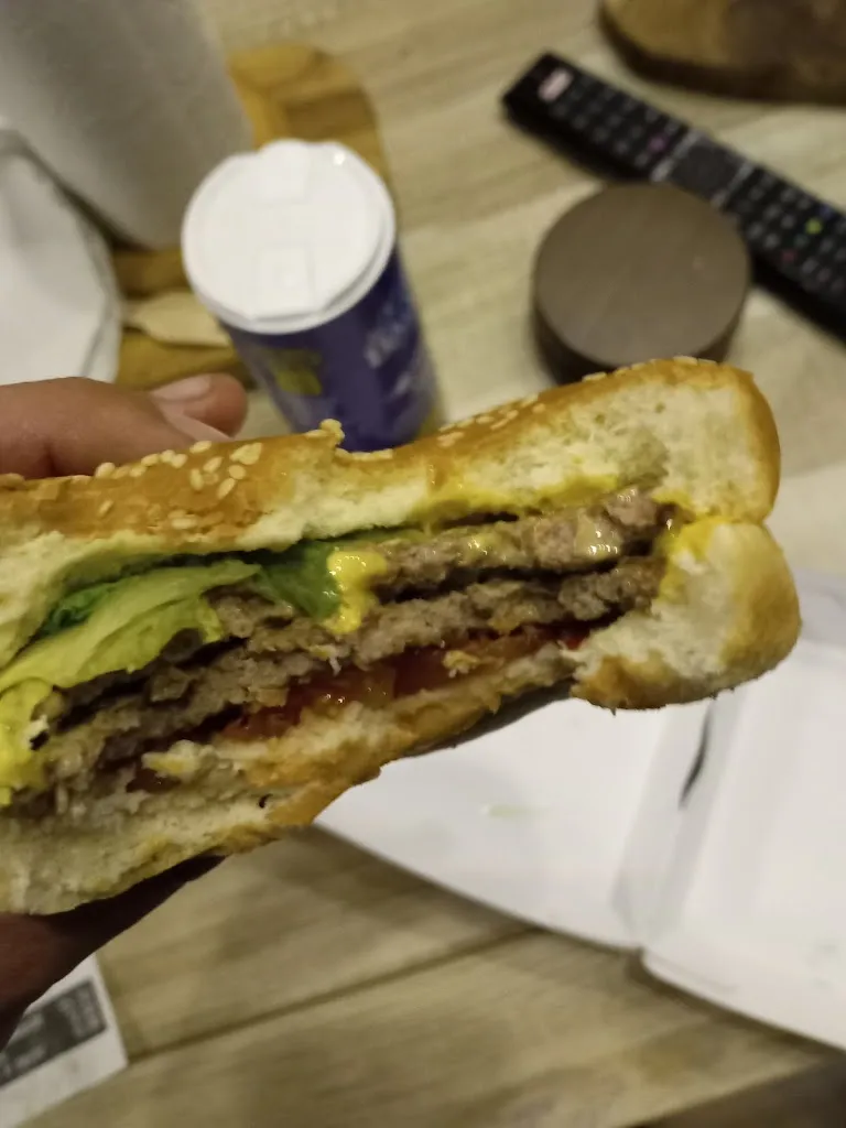 Thomas Critique_O'Tacosburger_Tulle_review