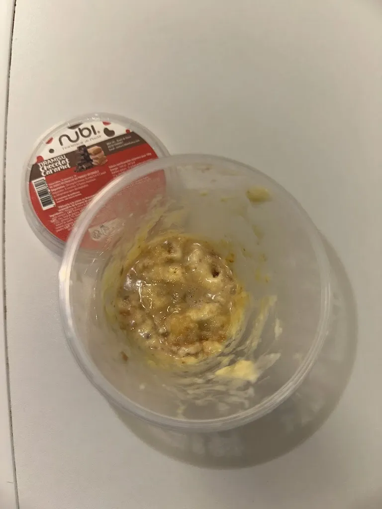 Irna Sola_O'Tacosburger_Tulle_review