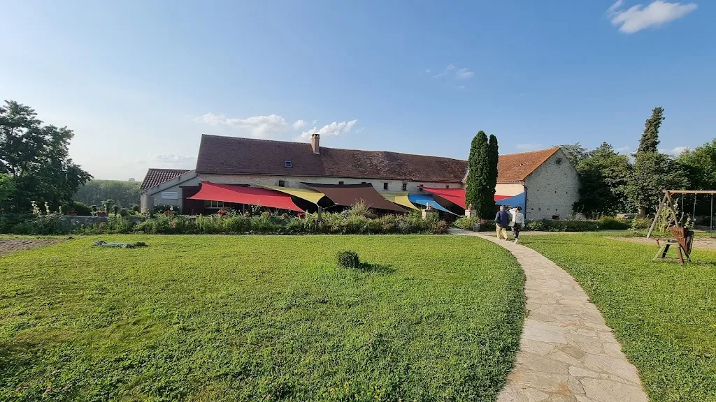 Yalguun Kinch_La Ferme Saint Sébastien_Charroux_review