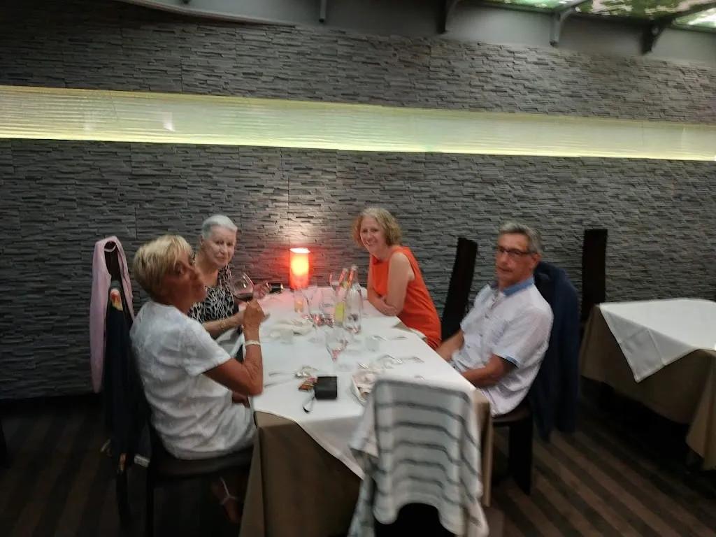 2milano milton_La Ferme Saint Sébastien_Charroux_review