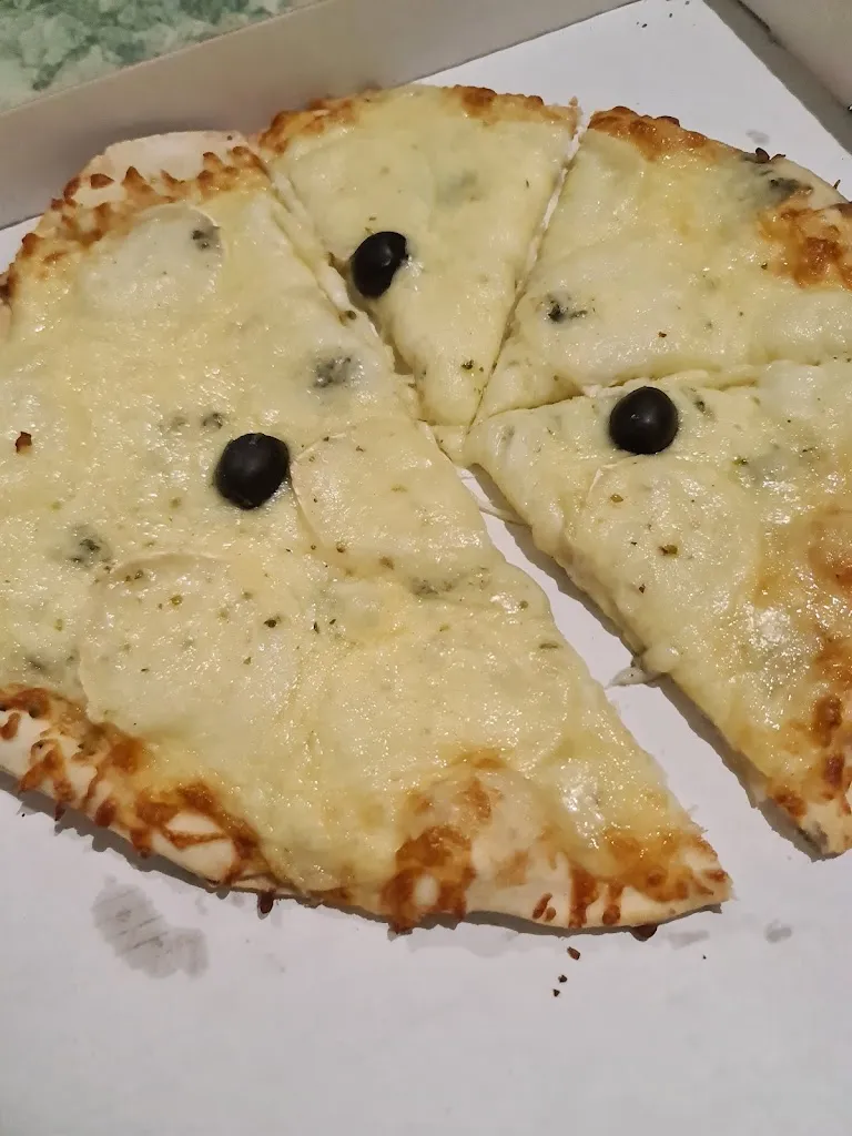 Menu_Pizzéria Sourire_Chasseneuil-sur-Bonnieure_image_5