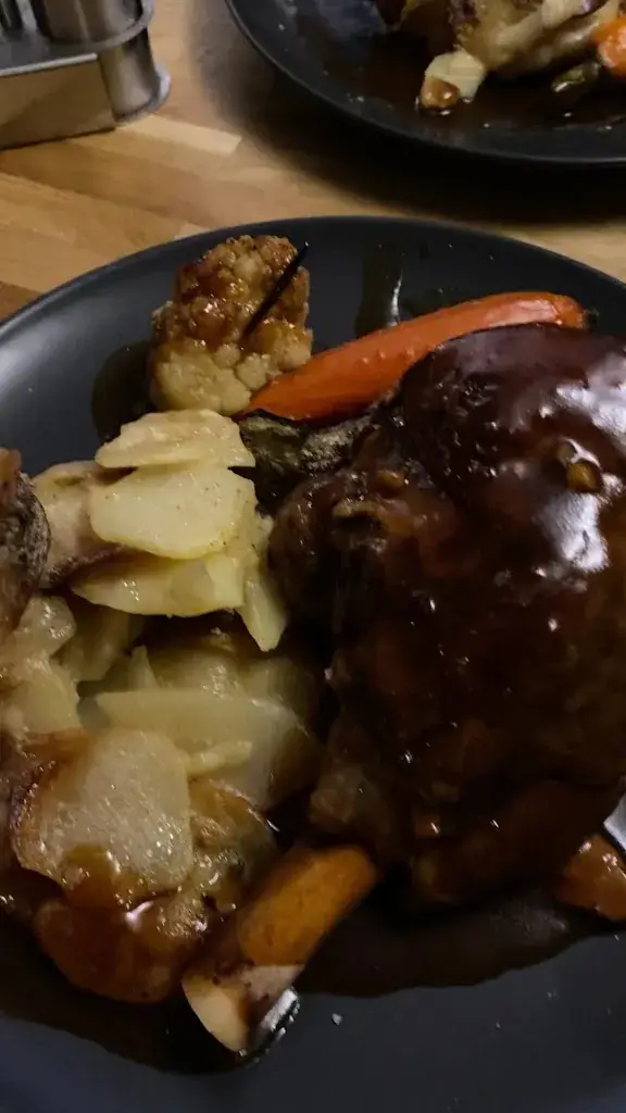 Restaurant Une Semaine sur Deux_Grenoble_slider_image_2